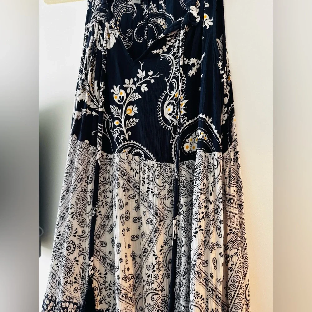 Cupio Black and White Patterned Maxi Skirt - Picture 9 of 9